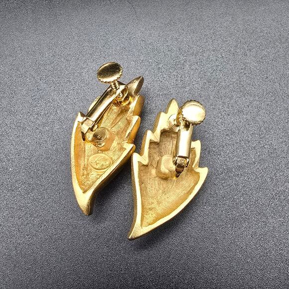 Keys Gold Tone Clip On Screw Back Earrings Bud Leaf Shape Vintage - Picture 3 of 8